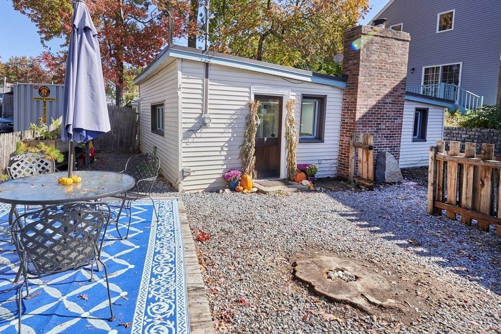 33 Attitash Ave - Photo 1