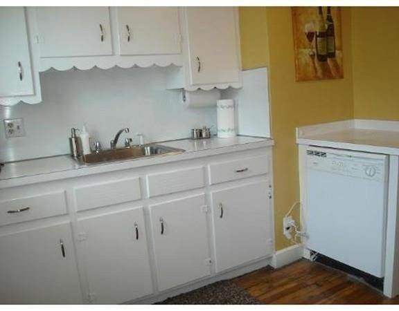 34 Oakland St - Photo 1