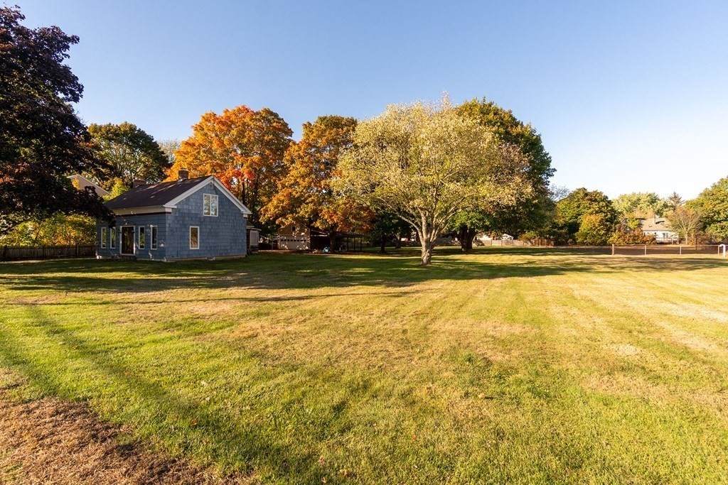 400 Wrentham Rd - Photo 1