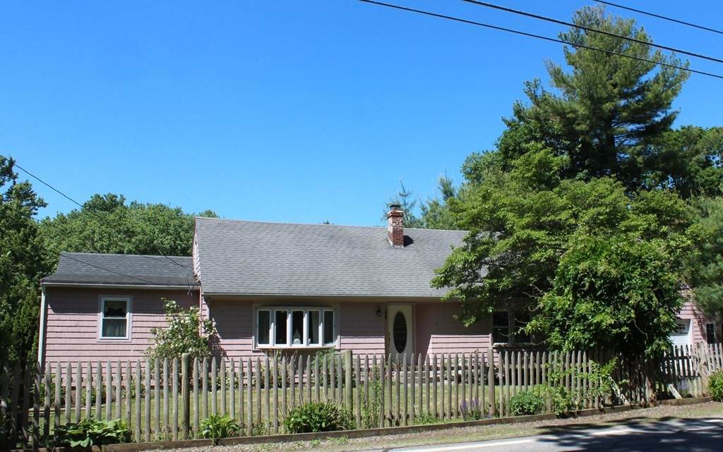 25 Mendon Street - Photo 1