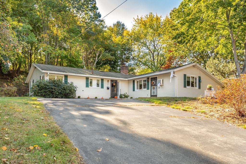 30 Donna Street - Photo 1
