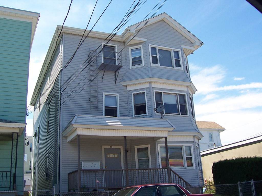 351 Montaup St - Photo 1