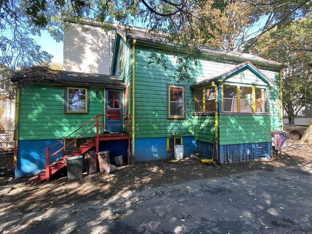 550 Franklin St - Photo 1