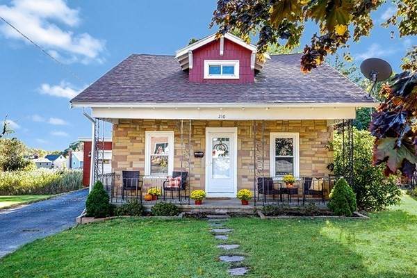 210 Elm Street - Photo 1