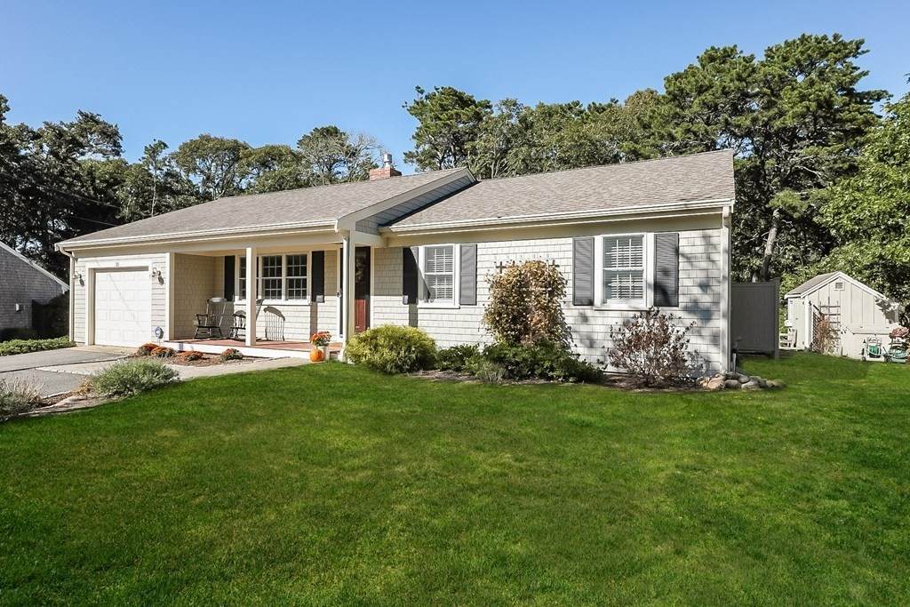 30 Beach Plum Cir - Photo 1