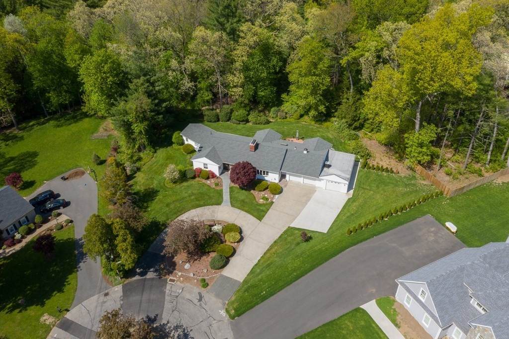 225 Prynnwood Rd - Photo 1