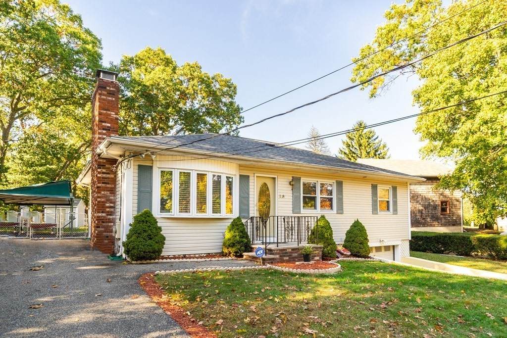 108 Danforth St - Photo 1