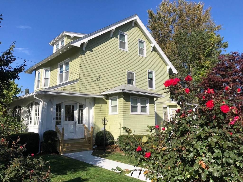 61 Hillcroft Ave - Photo 1