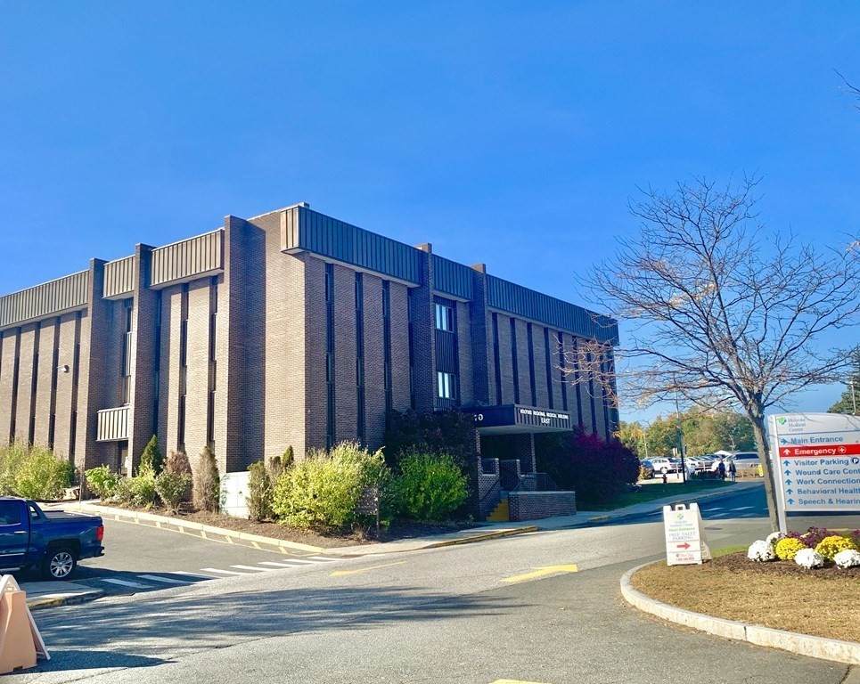 10 Hospital Dr. - Photo 1