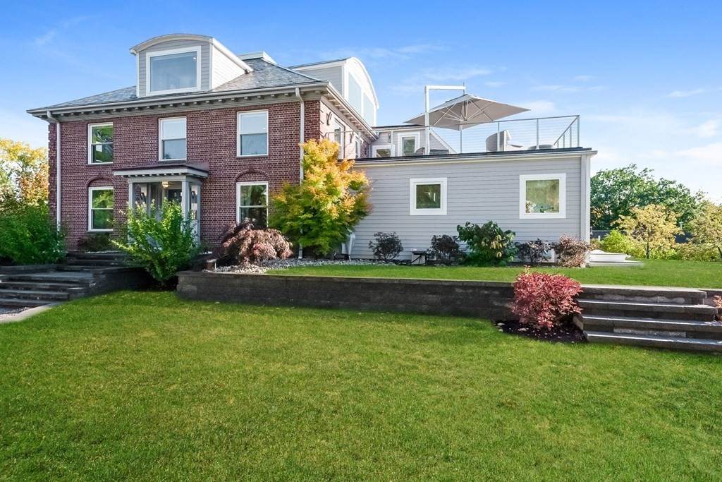 2-4 Evergreen Ave - Photo 1
