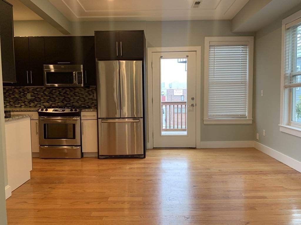 104 D - Photo 1