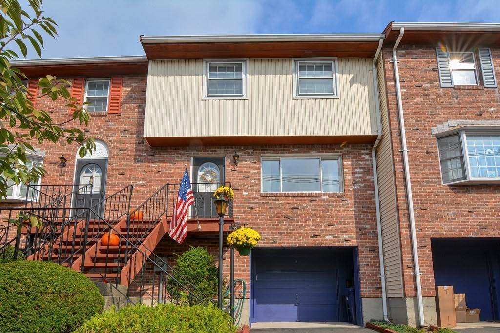 44 Leyden Street - Photo 1