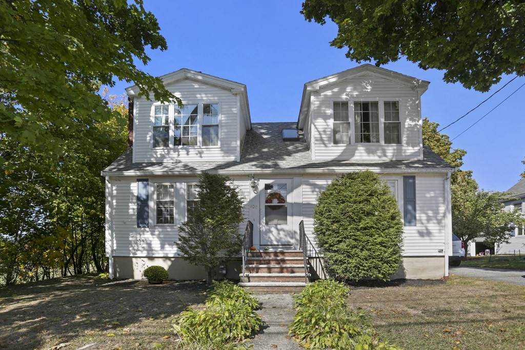108 Montvale Ave - Photo 1