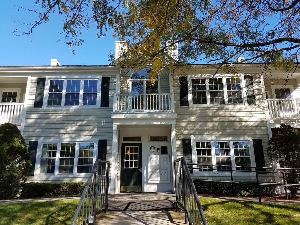 1000 Spring Valley Dr - Photo 1