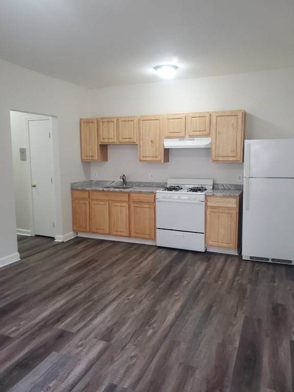 314 Fuller - Photo 1