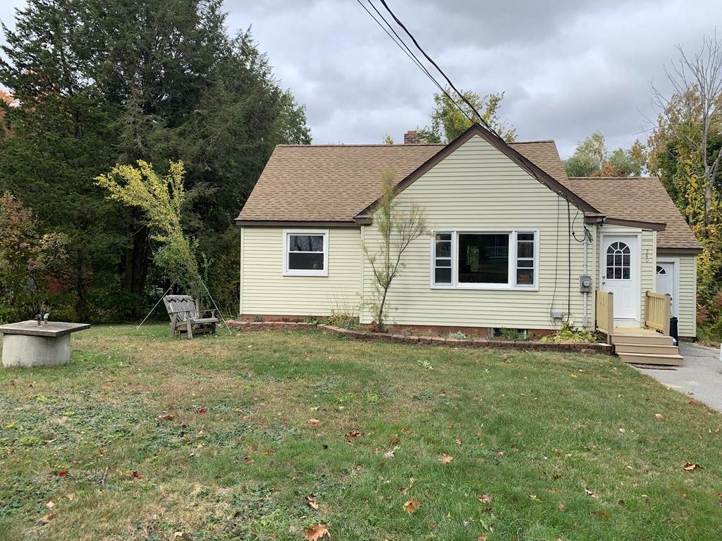 240 Turnpike Rd - Photo 1