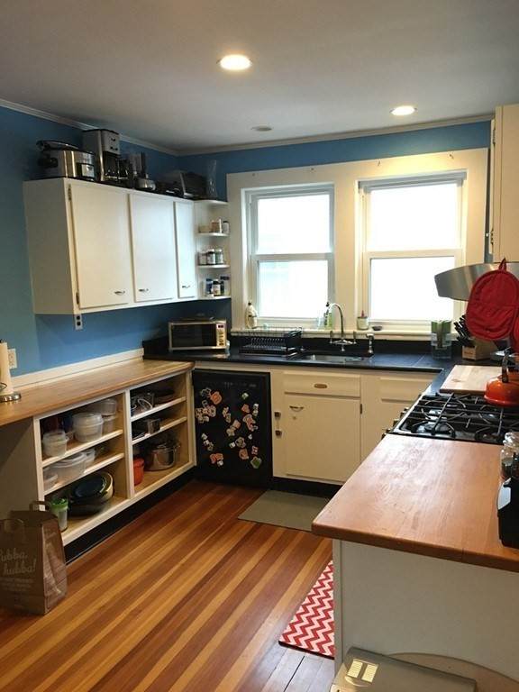 38 Eliot Ave - Photo 1