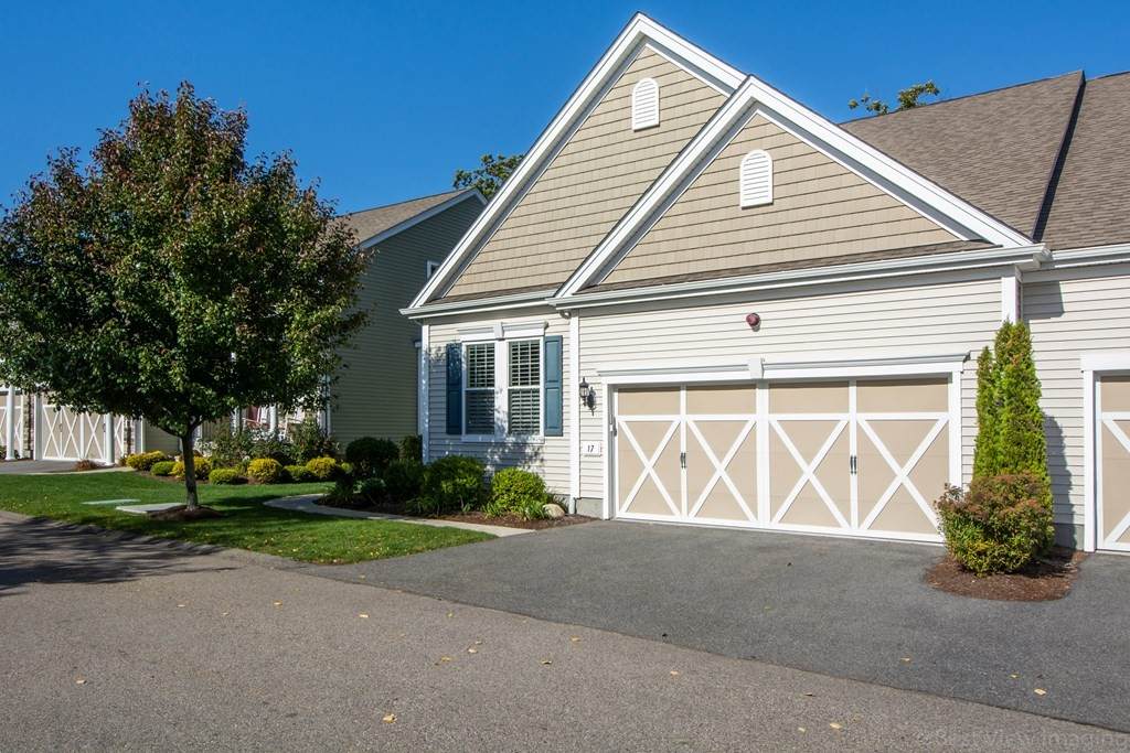 17 Kelly Way - Photo 1