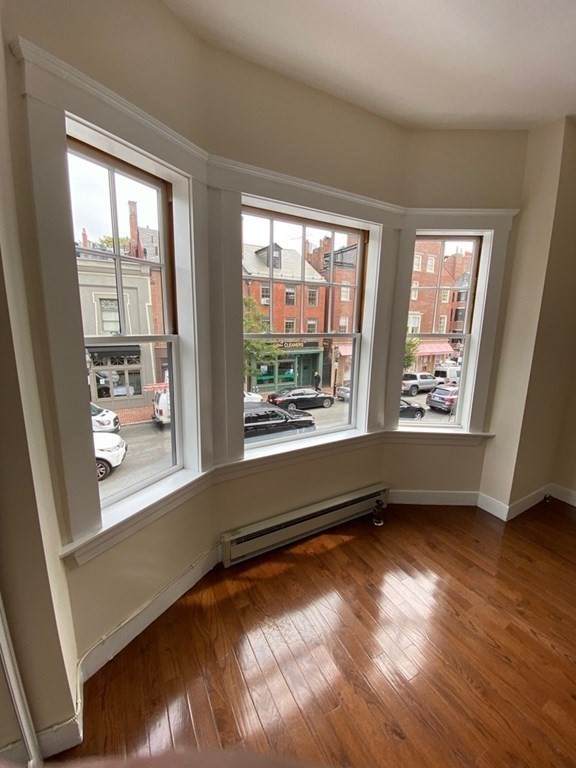 44 Charles Street - Photo 1