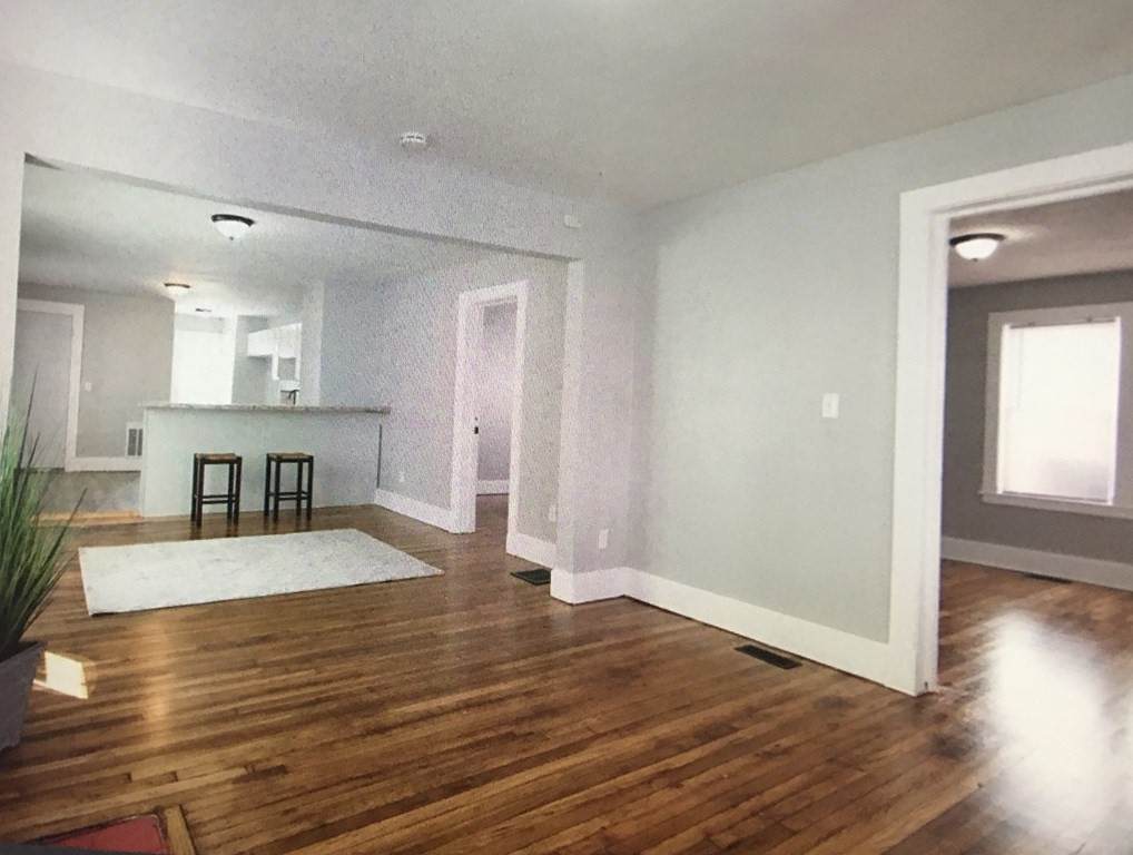 72 Clifton - Photo 1