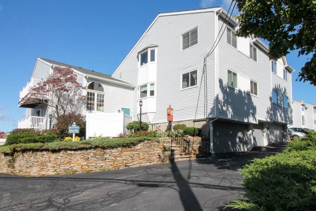 140 Quincy Ave - Photo 1