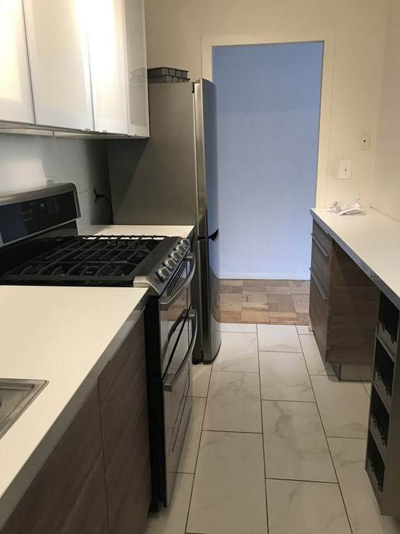 6 Whittier Place - Photo 1