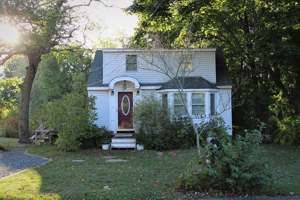 16 Pleasant St - Photo 1