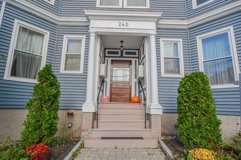 240 Franklin St - Photo 1