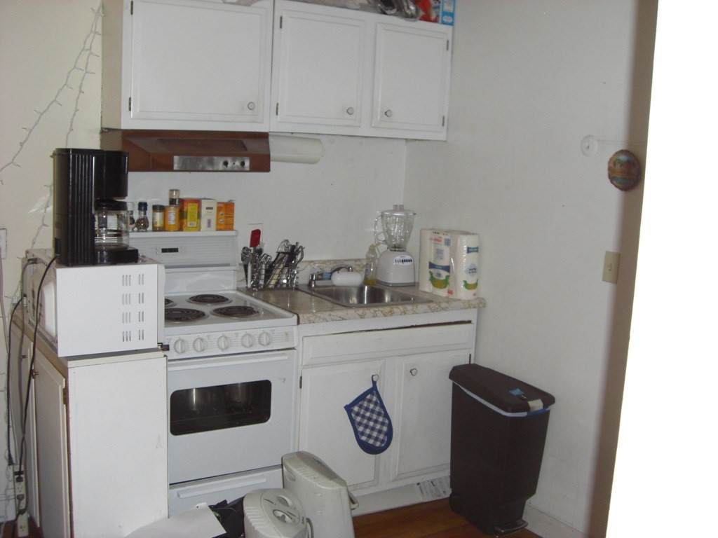 483 Beacon St - Photo 1