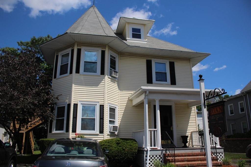 35 Chestnut St - Photo 1