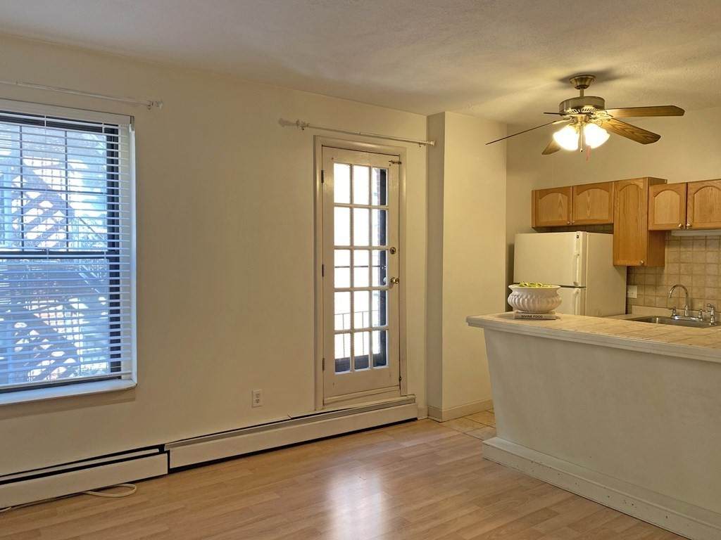 160 Salem Street - Photo 1