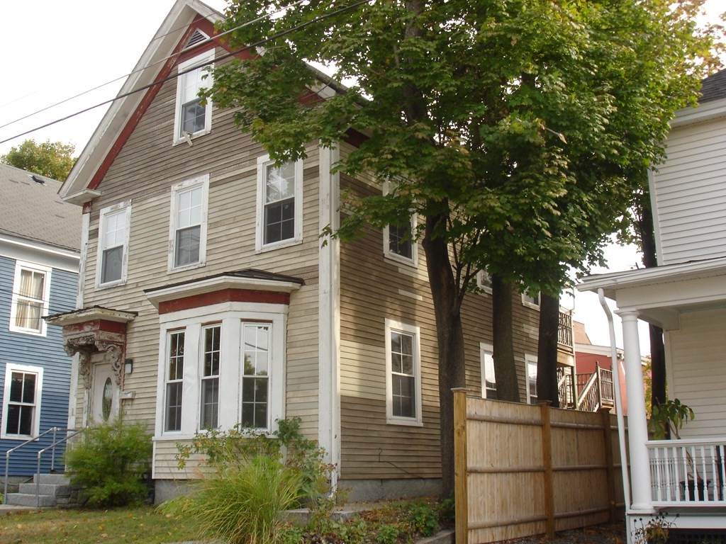 11 Pleasant St - Photo 1