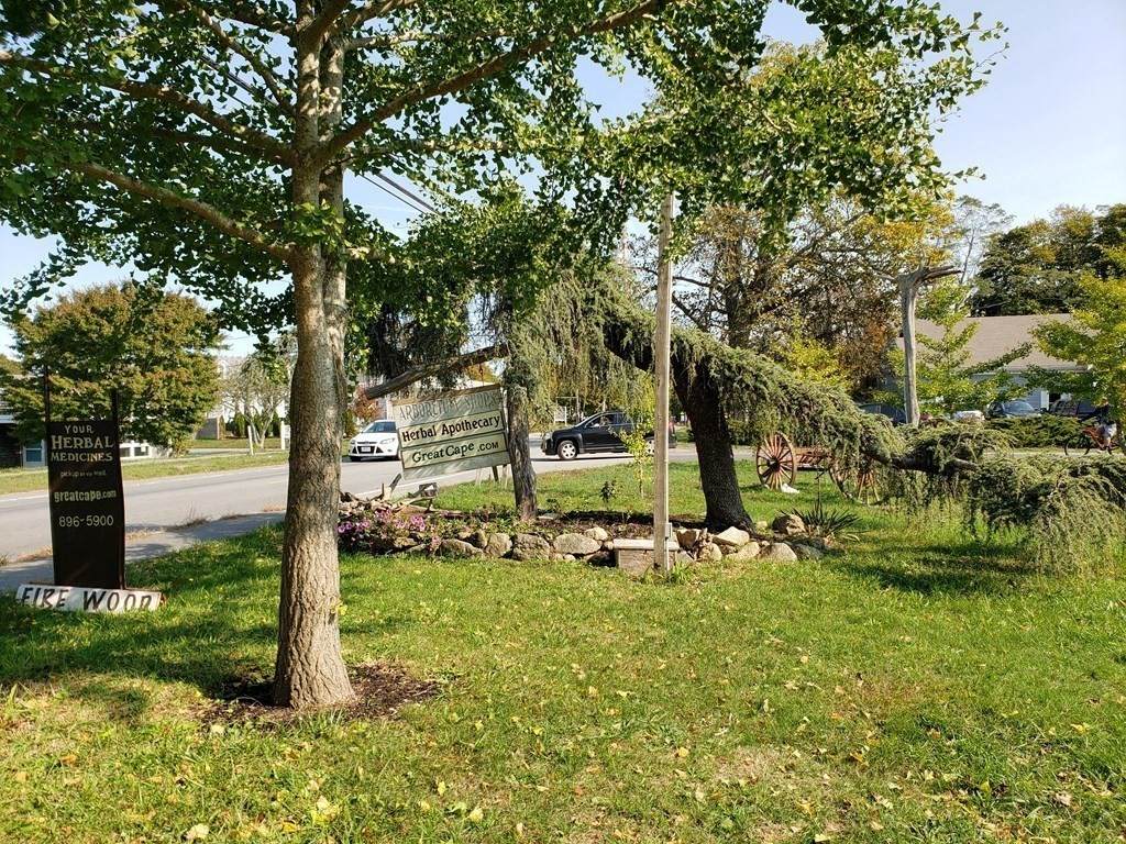 2628 Main Street - Photo 1