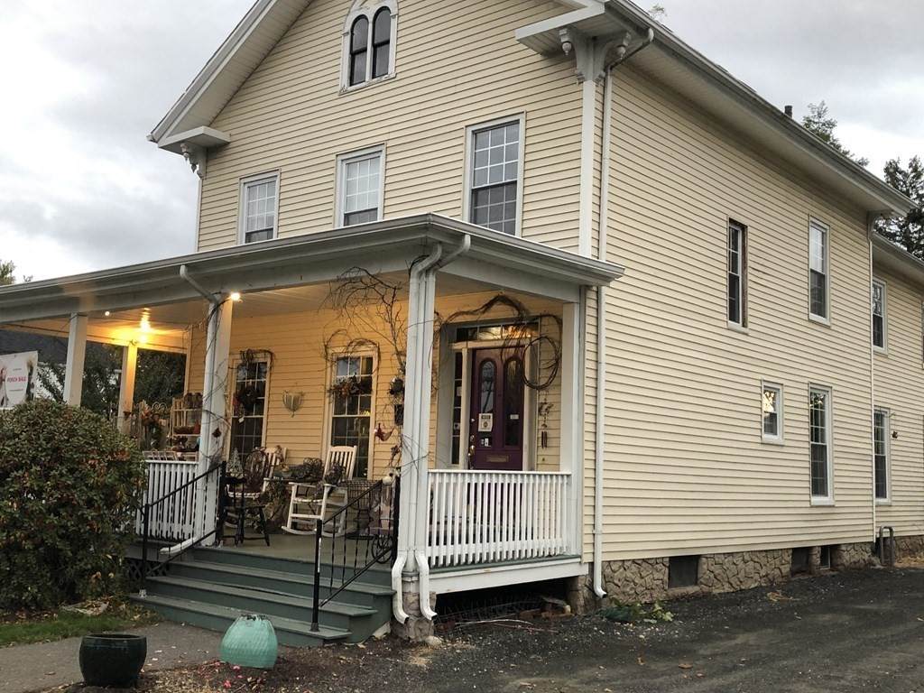 52 Court St - Photo 1