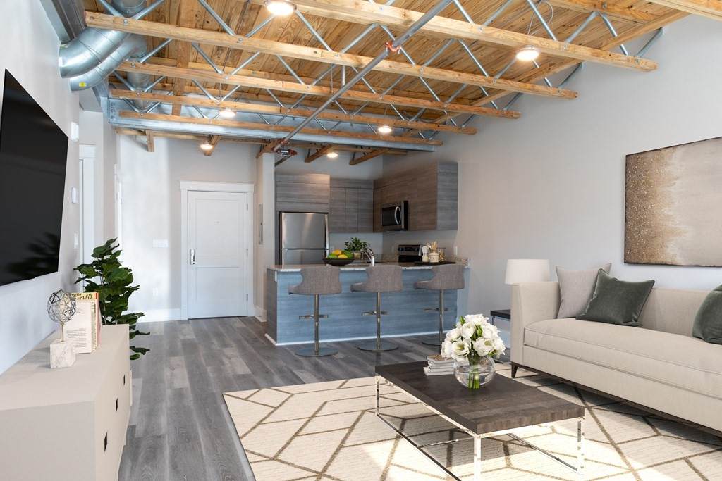 350 Pleasant St - Photo 1