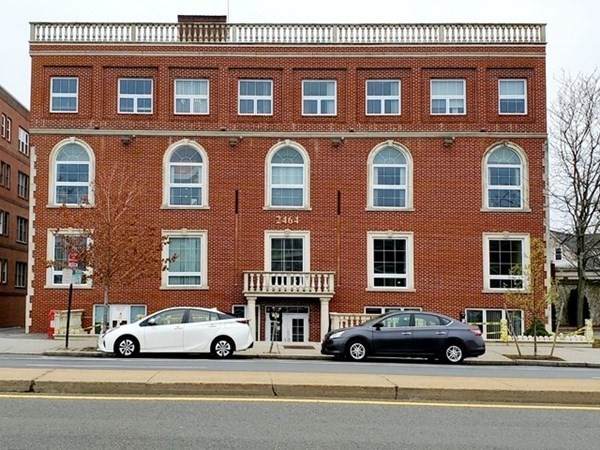2464 Massachusetts Ave - Photo 1