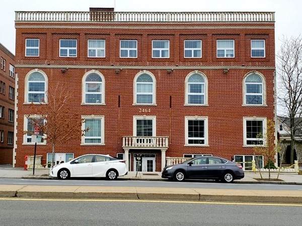 2464 Massachusetts Ave - Photo 1