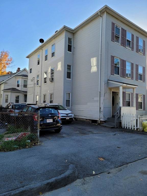 17 Cheever - Photo 1