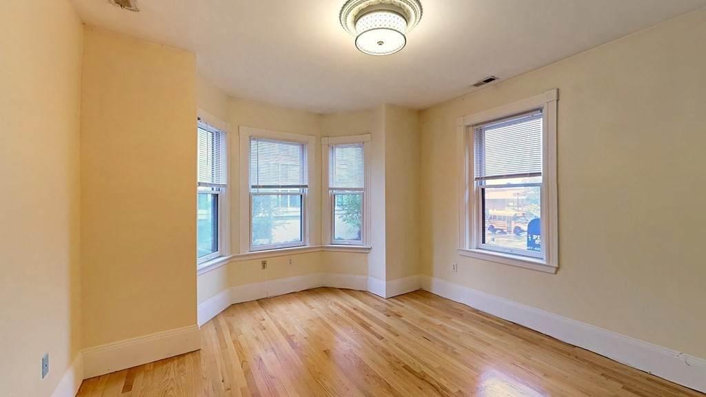 705 Massachusetts Ave - Photo 1