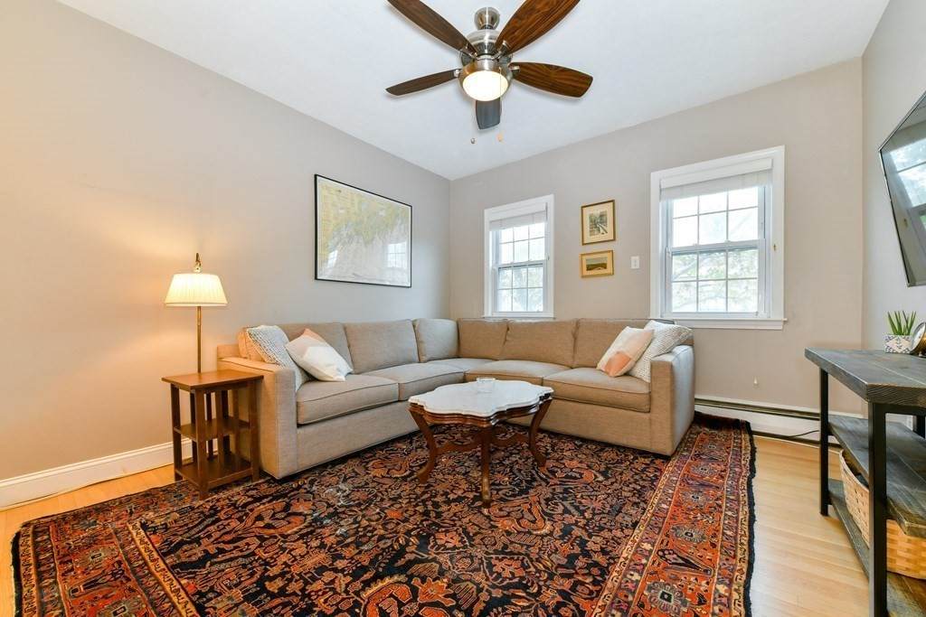 375 Bunker Hill St - Photo 1