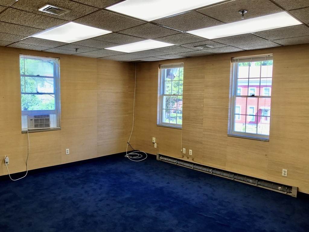 150 Front St - Photo 1