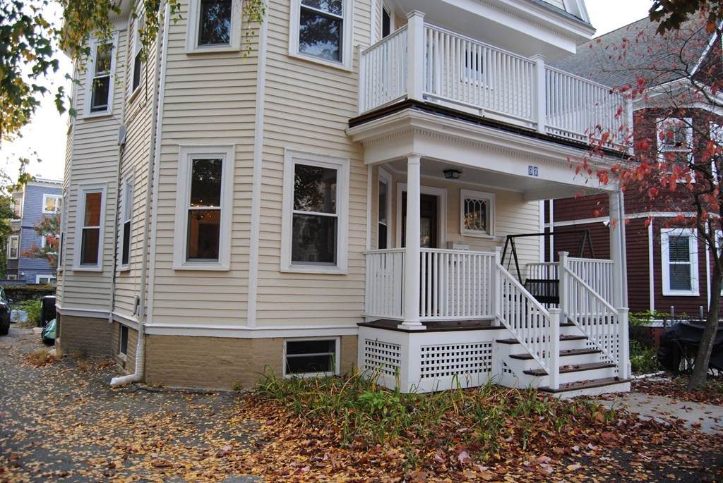 97 Fayerweather St - Photo 1