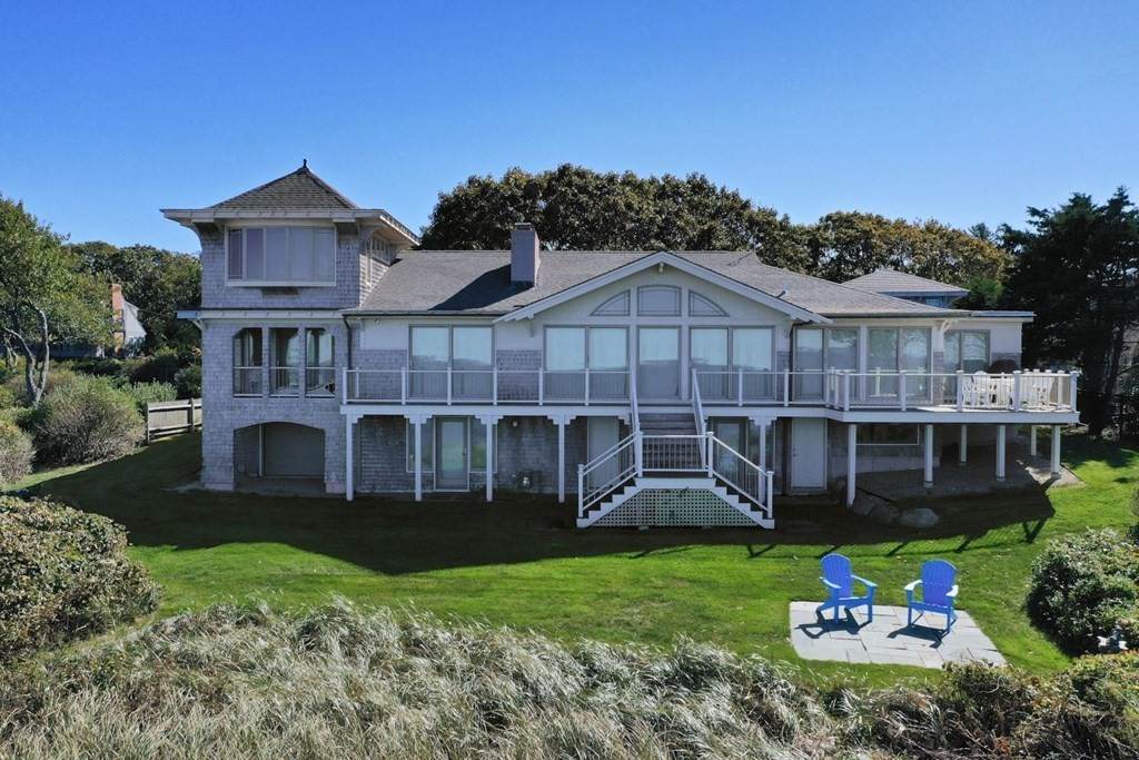 39 Gunning Point Ave - Photo 1