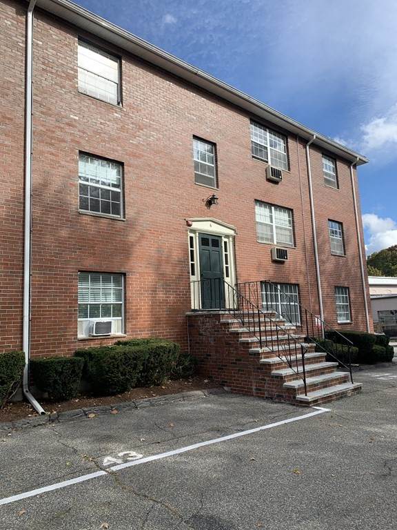 5 Viking Court - Photo 1