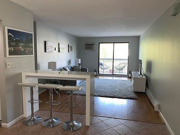 10 Williams St - Photo 1