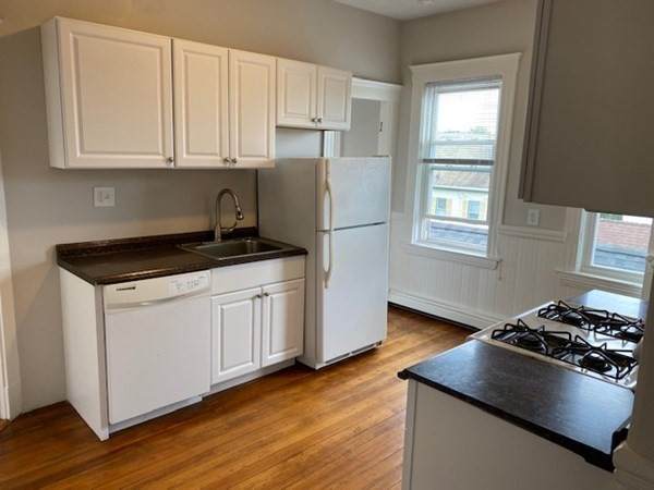 120 Columbia Street - Photo 1