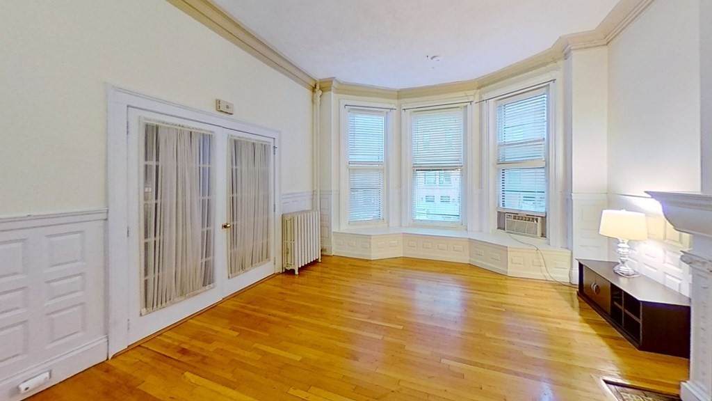 473 Beacon Street - Photo 1