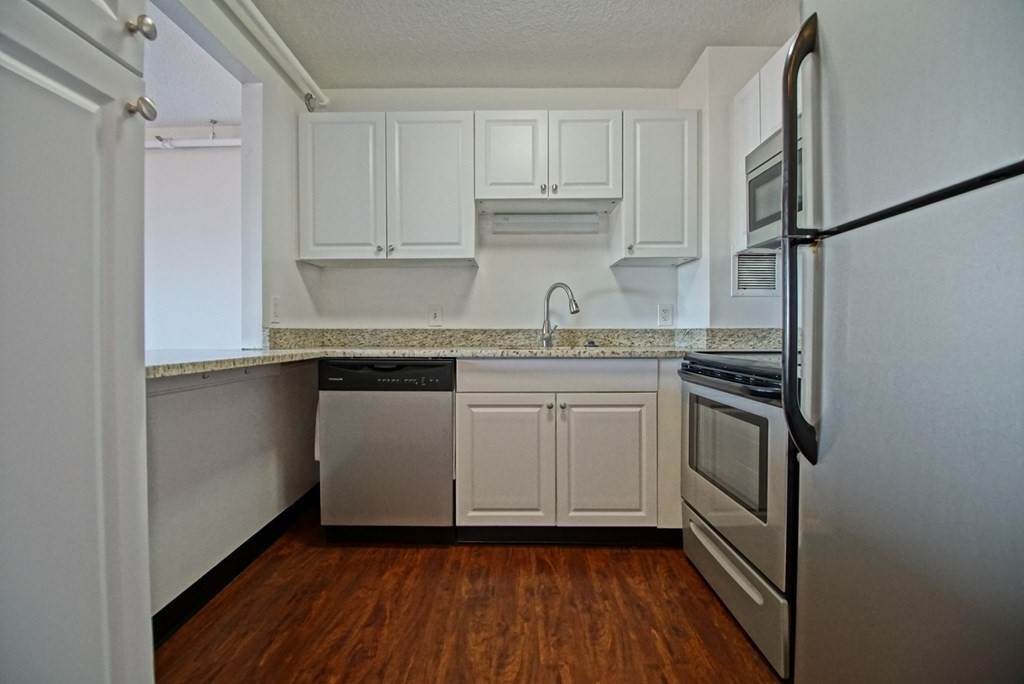 872 Massachusetts Avenue - Photo 1