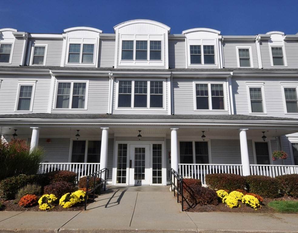 27 Hartland Way - Photo 1
