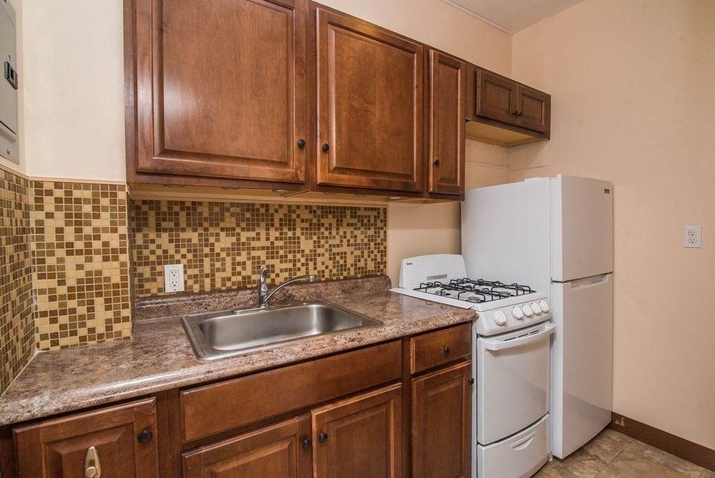 20 Coral Avenue - Photo 1
